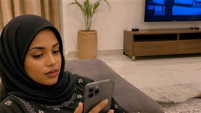 علّق زوجي معتصم على صورة خطيبته السابقة بكلمة واحدة فقط