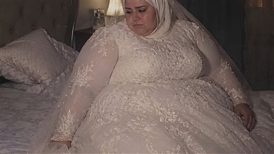 تزوّجتُ ابنةَ رجلٍ ثري، فتاةً سمينة لا يريدها أحد