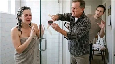 جوزي خصصلي اربع دقايق عشان استحمي فيهم